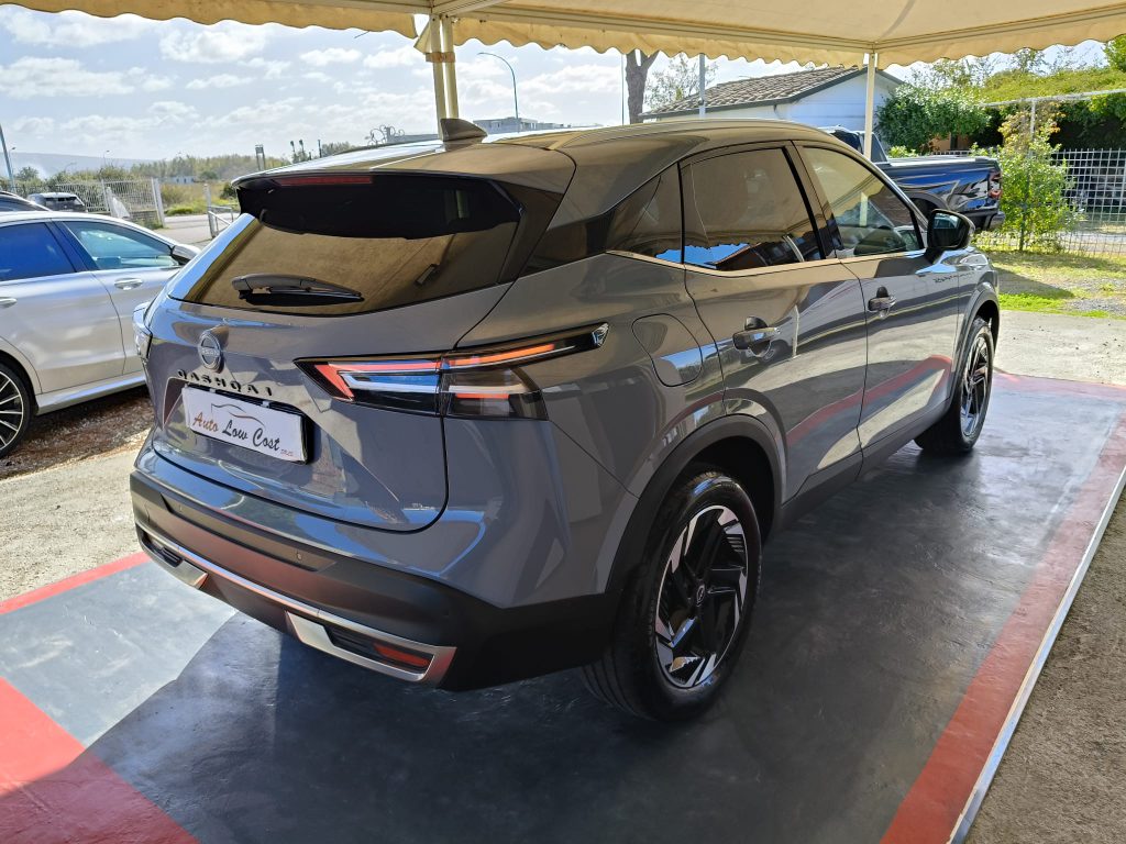 NISSAN Qashqai MHEV 140 CV N-Connecta <br>( 2025 - 17.890km)