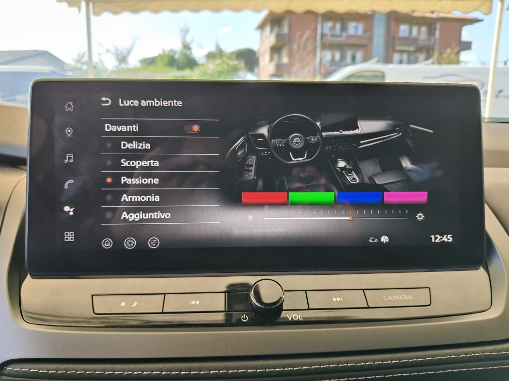 NISSAN Qashqai MHEV 140 CV N-Connecta <br>( 2025 - 17.890km)