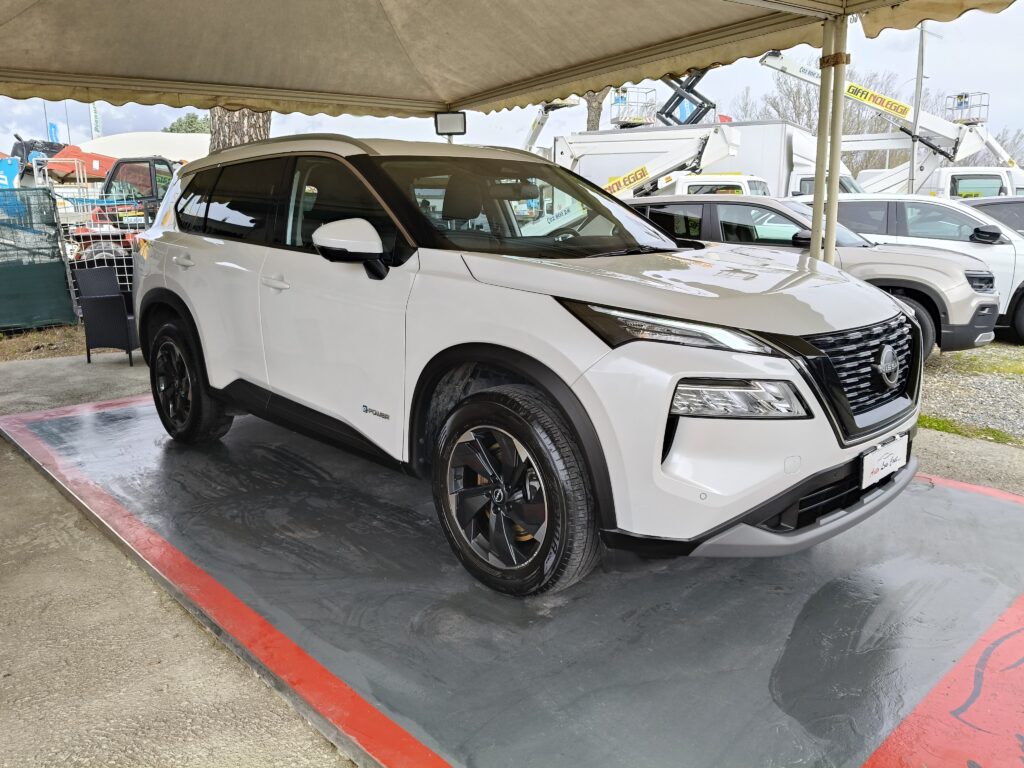 NISSAN X-Trail e-Power e-4orce 4WD 7 posti N-Connecta <br>( 2025 - 16.360 km)