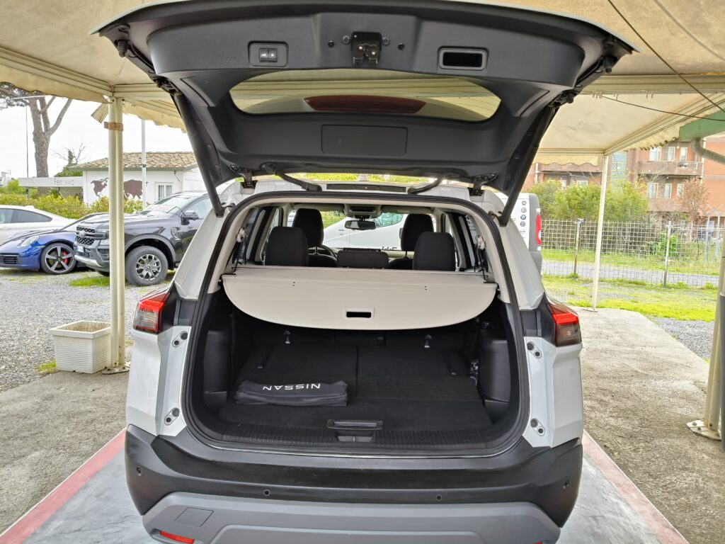 NISSAN X-Trail e-Power e-4orce 4WD 7 posti N-Connecta <br>( 2025 - 16.360 km)