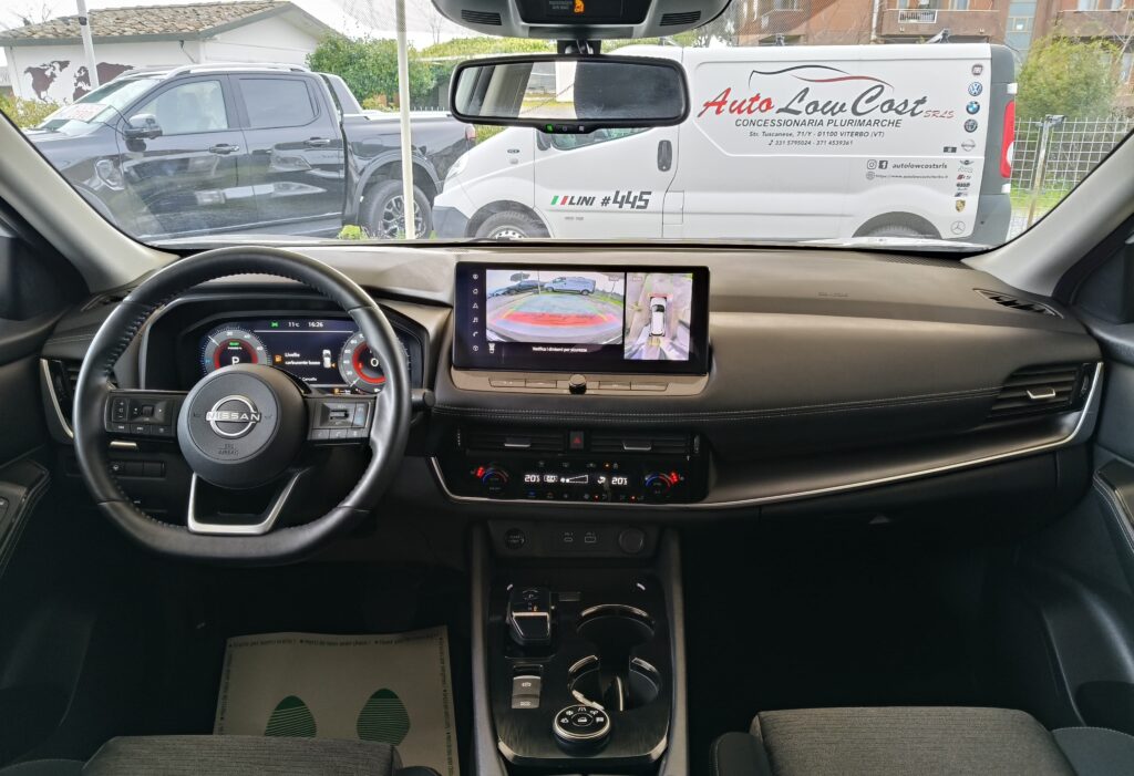 NISSAN X-Trail e-Power e-4orce 4WD 7 posti N-Connecta <br>( 2025 - 16.360 km)