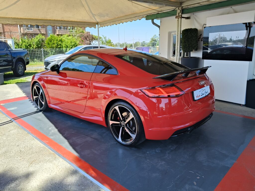 AUDI TT Coupé 2.0 TFSI quattro S line competition <br> ( 05/2017 )