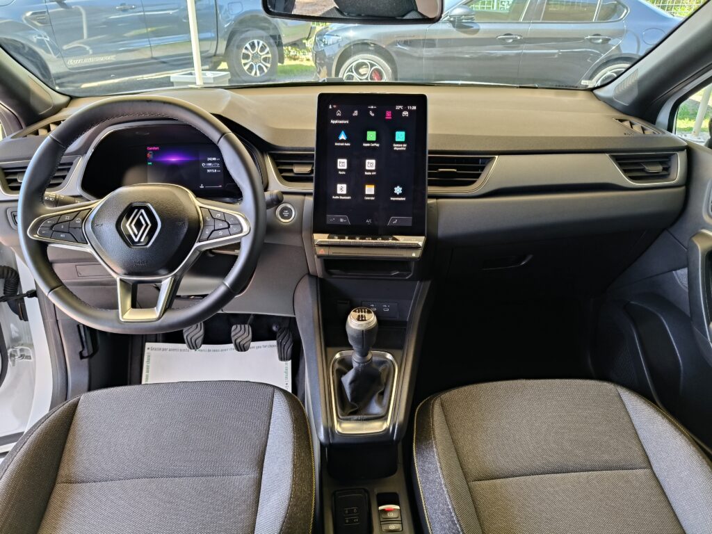 RENAULT Captur TCe 90 CV Techno <br>( 2025 - KM 24290 )