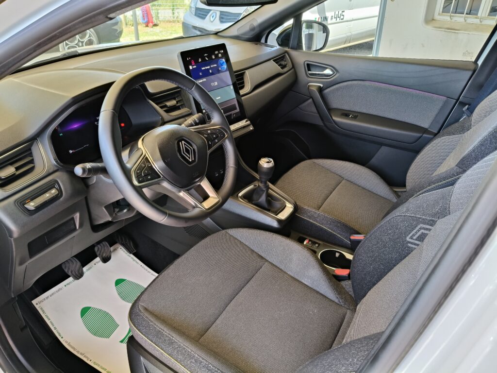 RENAULT Captur TCe 90 CV Techno <br>( 2025 - KM 24290 )