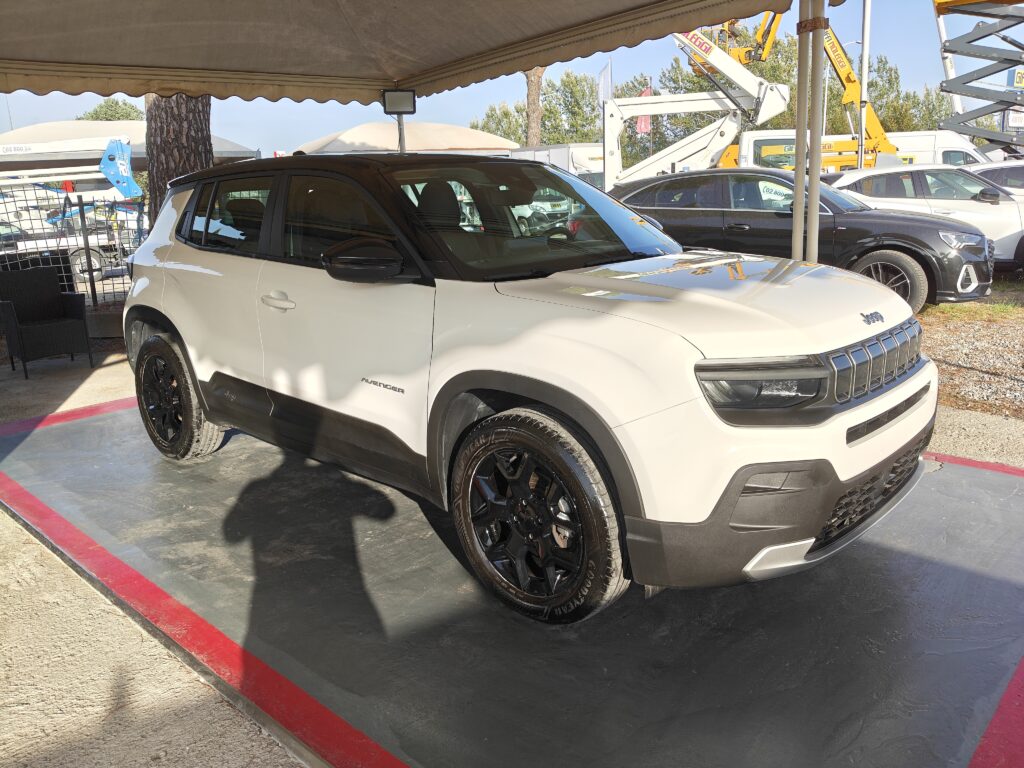 Jeep Avenger 1.2 Turbo 100 CV Altitude <br>( 2024 - KM.27.700)