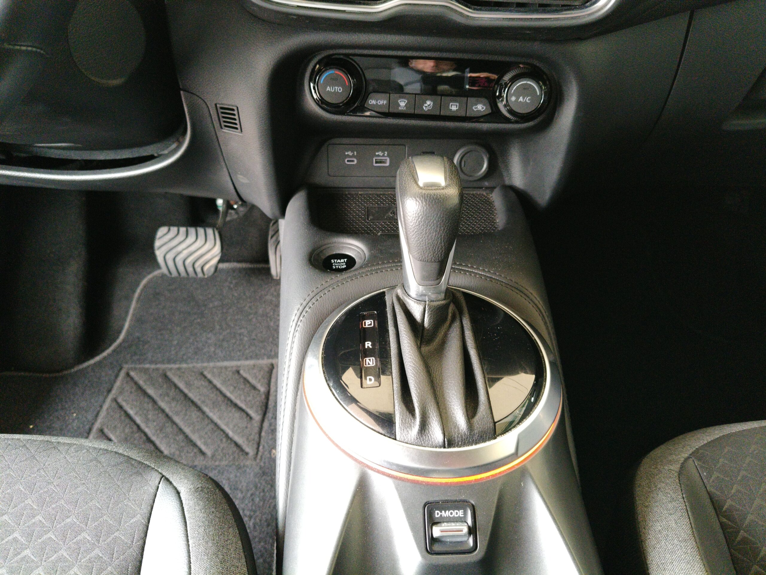 NISSAN Juke 1.0 DIG-T 114 CV N-Connecta  AUTOMATICA <br> ( 2025 / Km. 19500 ) - immagine 9