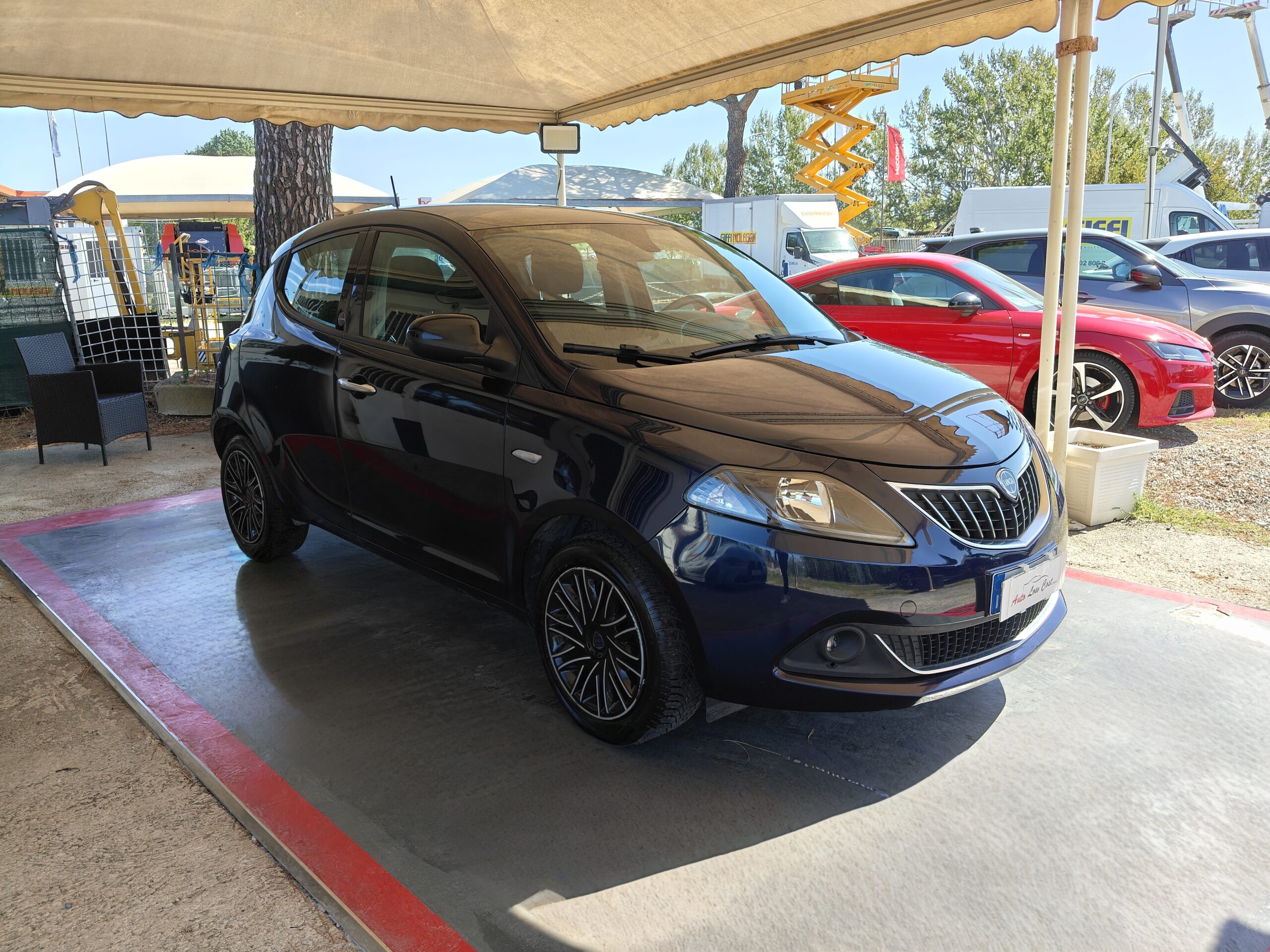 LANCIA Ypsilon 1.0 FireFly 5 porte S&S Hybrid Ecochic Gold <br>( 2021 - 70.000 km ) - immagine 2