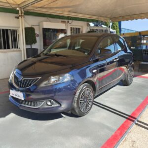 LANCIA Ypsilon 1.0 FireFly 5 porte S&S Hybrid Ecochic Gold <br>( 2021 - 70.000 km ) - immagine 1