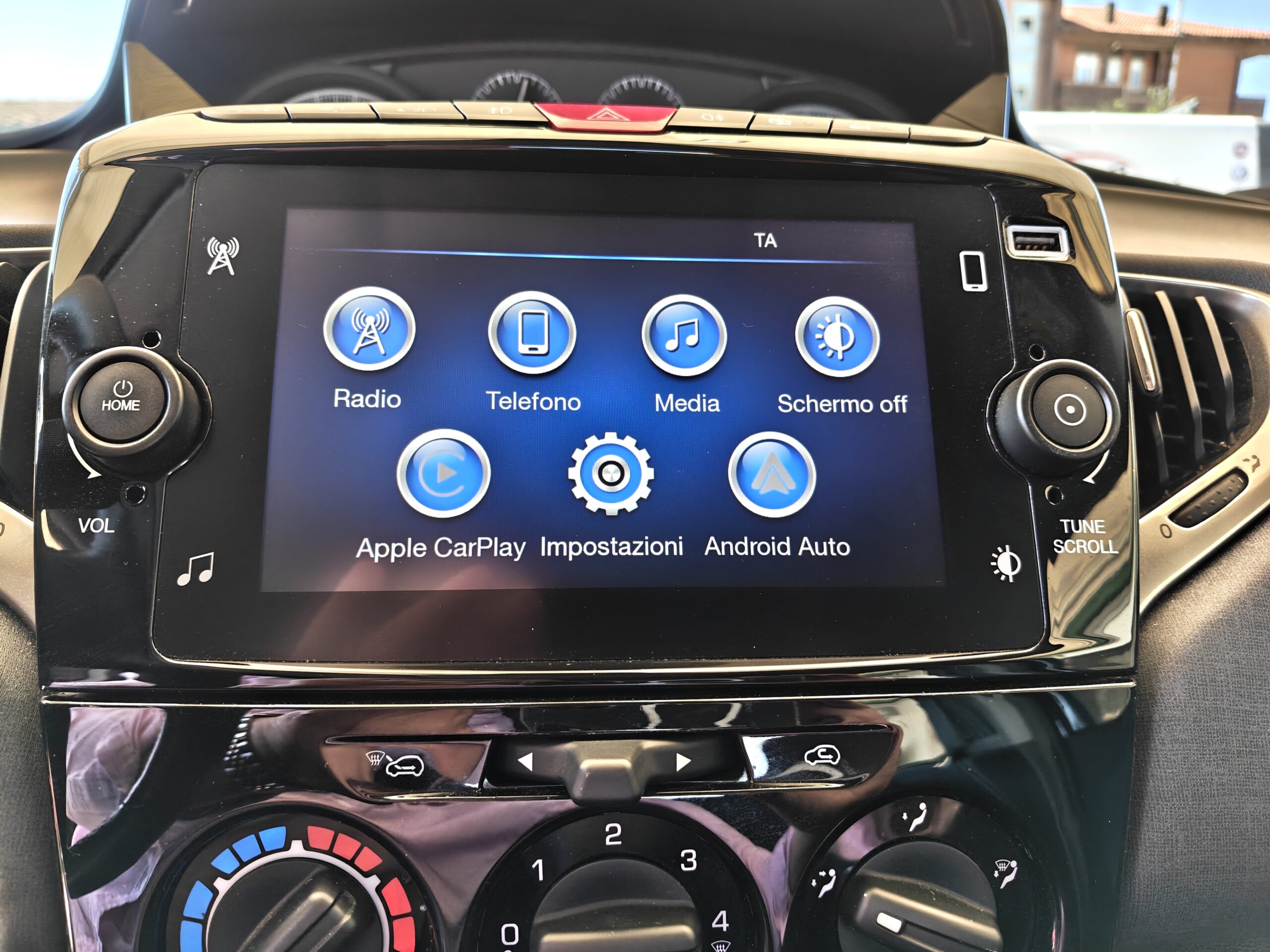 LANCIA Ypsilon 1.0 FireFly 5 porte S&S Hybrid Ecochic Gold <br>( 2021 - 70.000 km ) - immagine 10