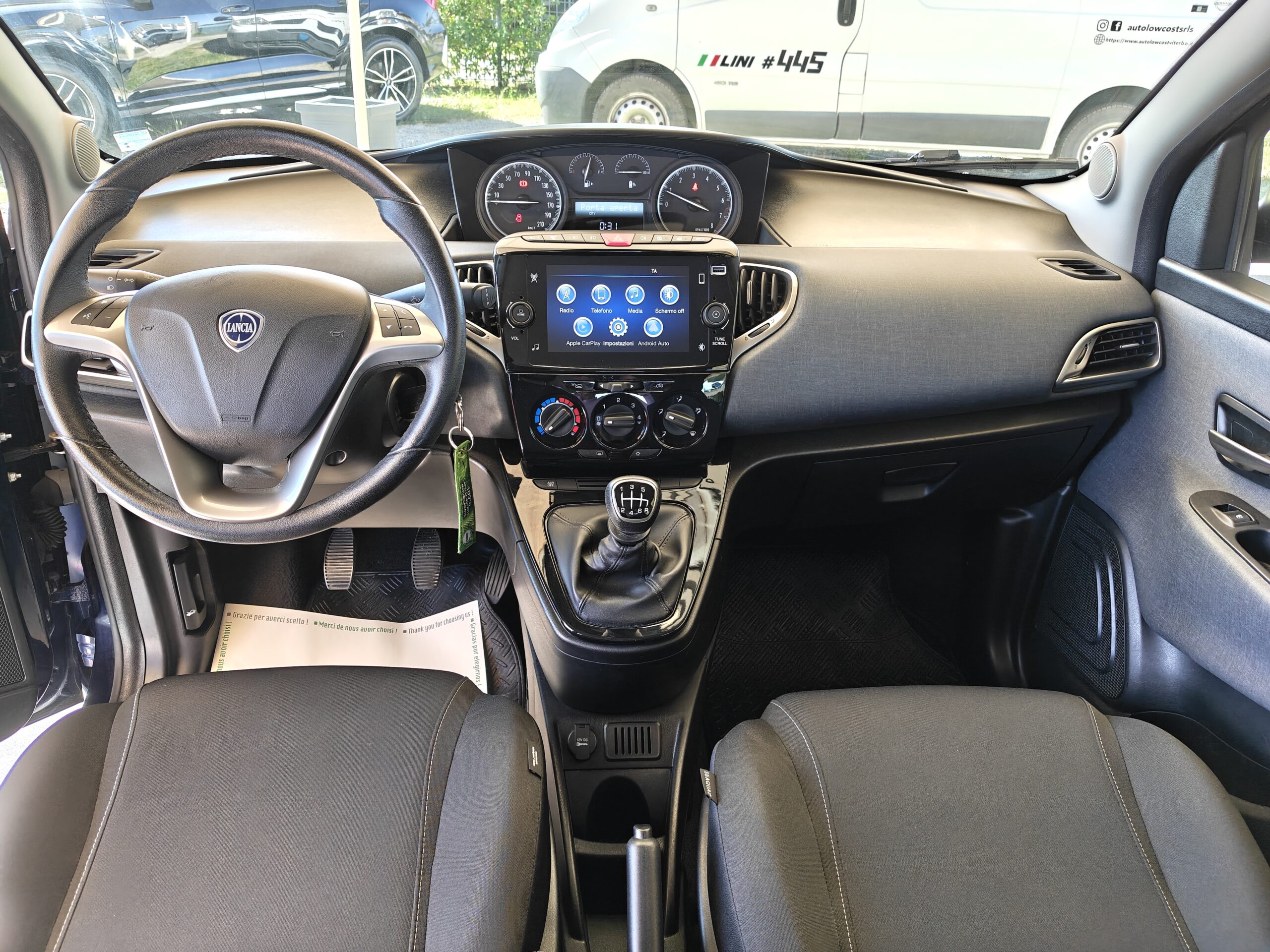 LANCIA Ypsilon 1.0 FireFly 5 porte S&S Hybrid Ecochic Gold <br>( 2021 - 70.000 km ) - immagine 9