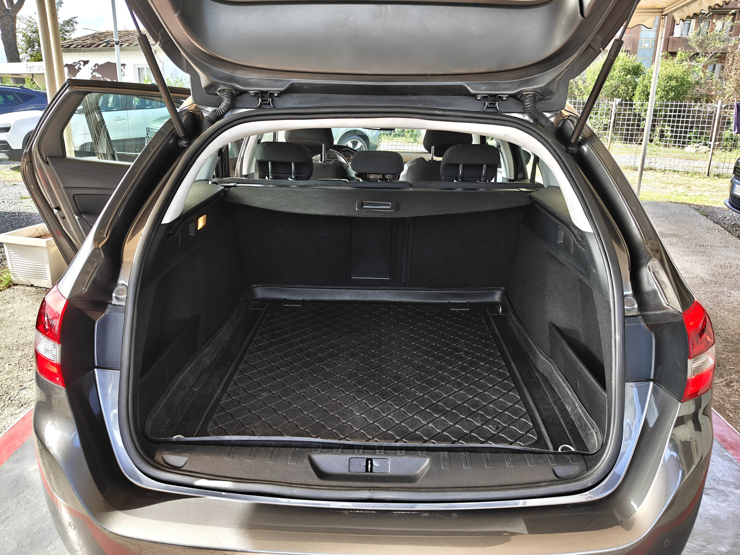 PEUGEOT 308 BlueHDi 130 S&S SW Allure  <br> ( 01/2019 ) - immagine 7