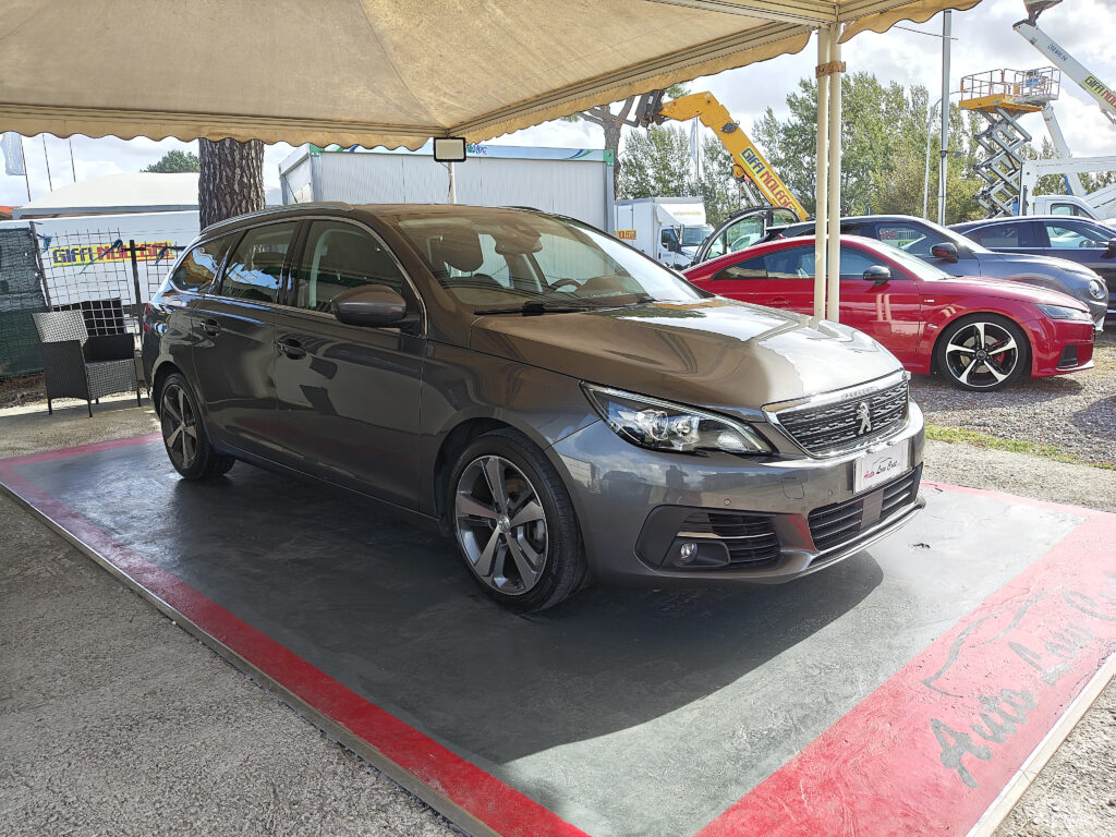 PEUGEOT 308 BlueHDi 130 S&S SW Allure  <br> ( 01/2019 )